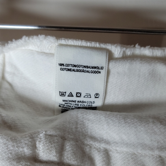 We The Free by Free People White Distressed Denim Button Fly Shorts Size 27 - Picture 7 of 10